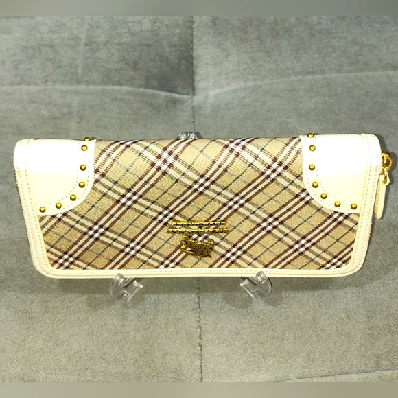 BURBERRY BLUE LABEL NOVA CHECK &  LEATHER BEIGE & WHITE ZIP AROUND LONG WALLET - Picture 10 of 17